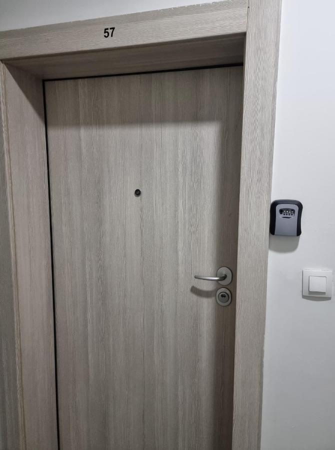 Modern & Trendy Apartment Skopje Zewnętrze zdjęcie